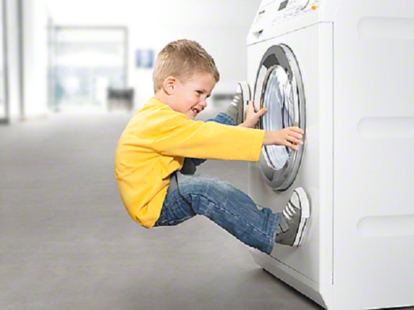 Dấu hiệu nhận biết máy giặt Electrolux không mở cửa